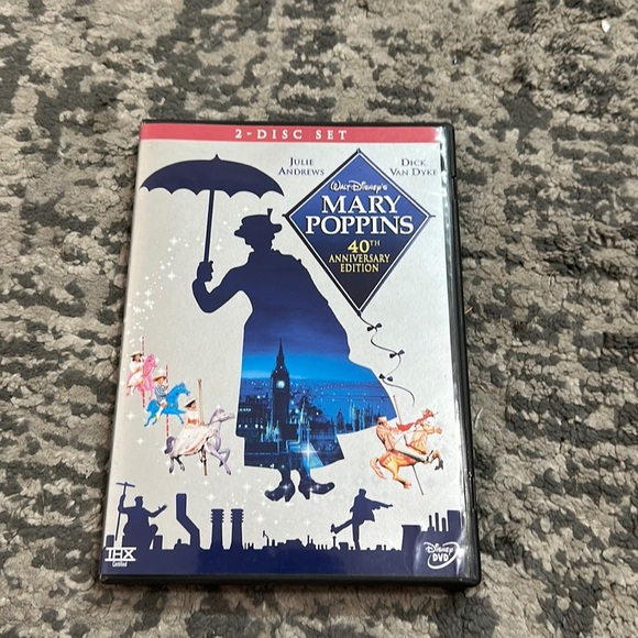Disney Other - Mary poppins dvd